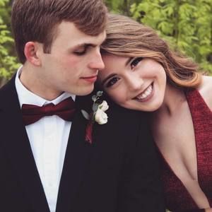 Meet your Posher, Kelli